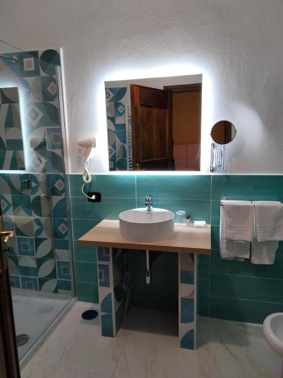 Dante Rooms - 5