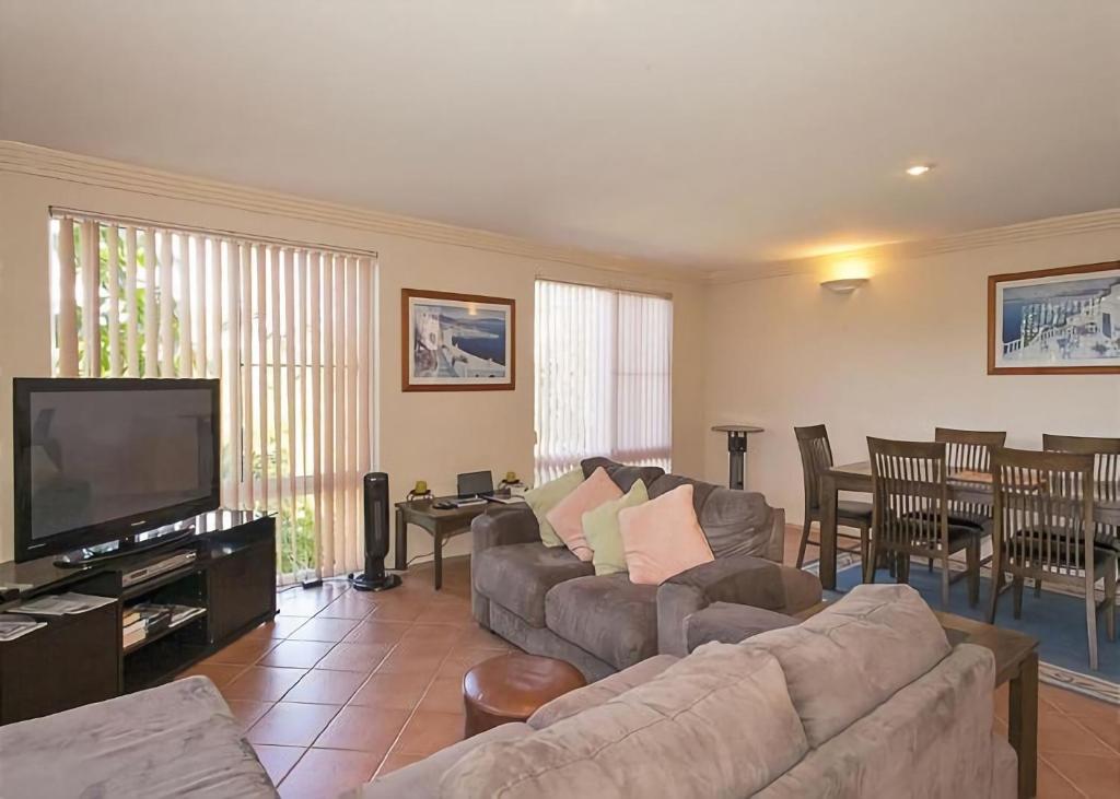 1/17 22nd Ave - Sawtell, NSW photo