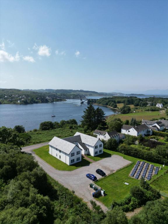 No 2 The Cairns, Unwind in Style, Oban