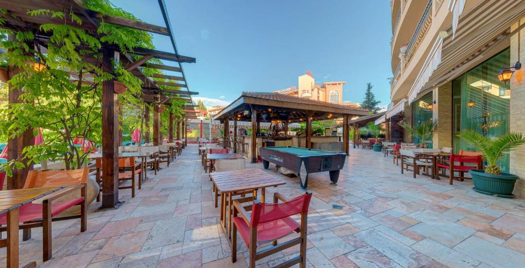 Mena Palace Hotel - All Inclusive — Sunny Beach, Burgas Region