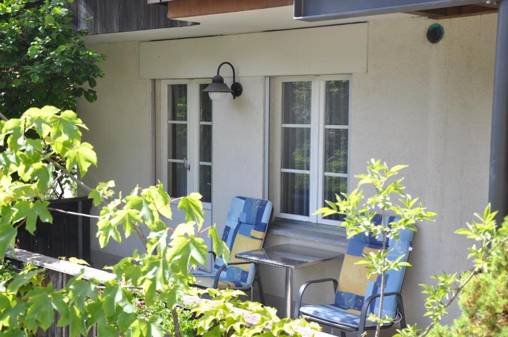 FERIENWOHNUNGEN Chalet Hohturnen photo