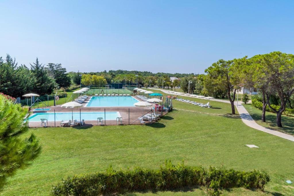 M348 - Marcelli, comodo trilocale nuovo con piscina e balcone - 3