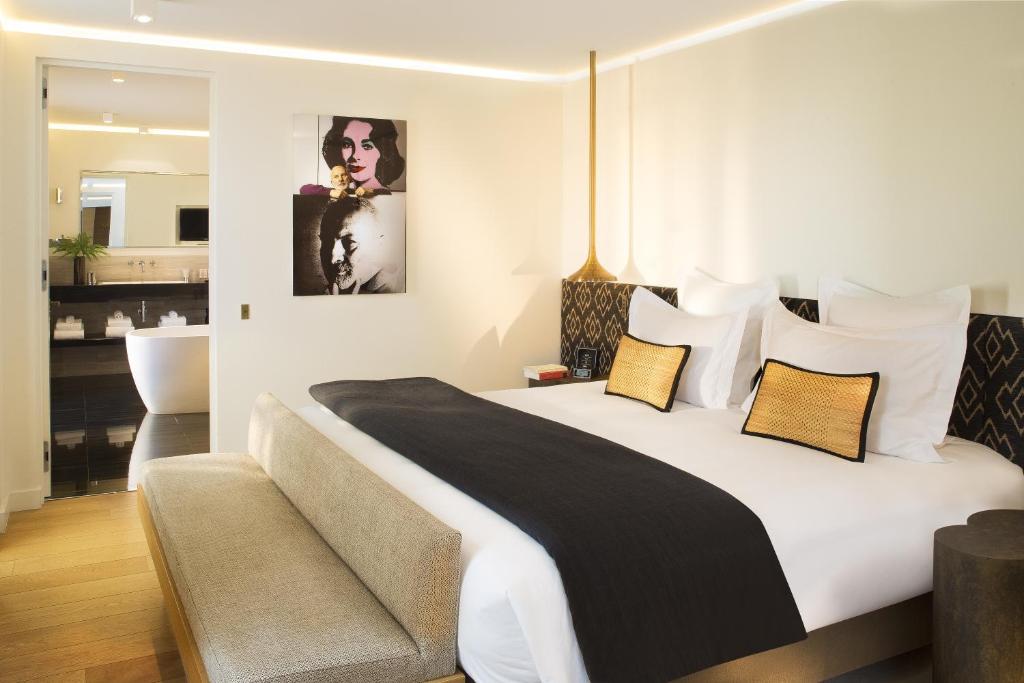 Hotel Marignan Champs-Elysées - 3