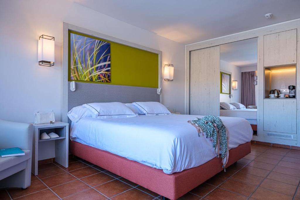 Oassium Hotel - Adults Only - 1