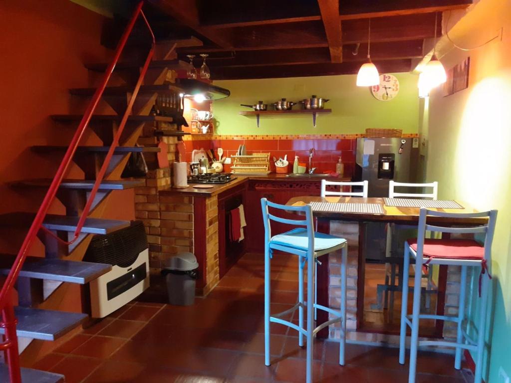 Laurel Candelaria Sweet Homes - 1