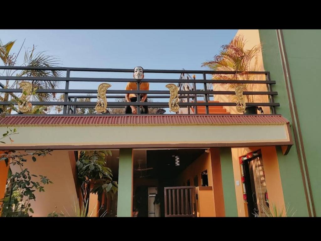 BANANA FARM HOUSE, Hampi Best Price Guarantee Mobile Bookings