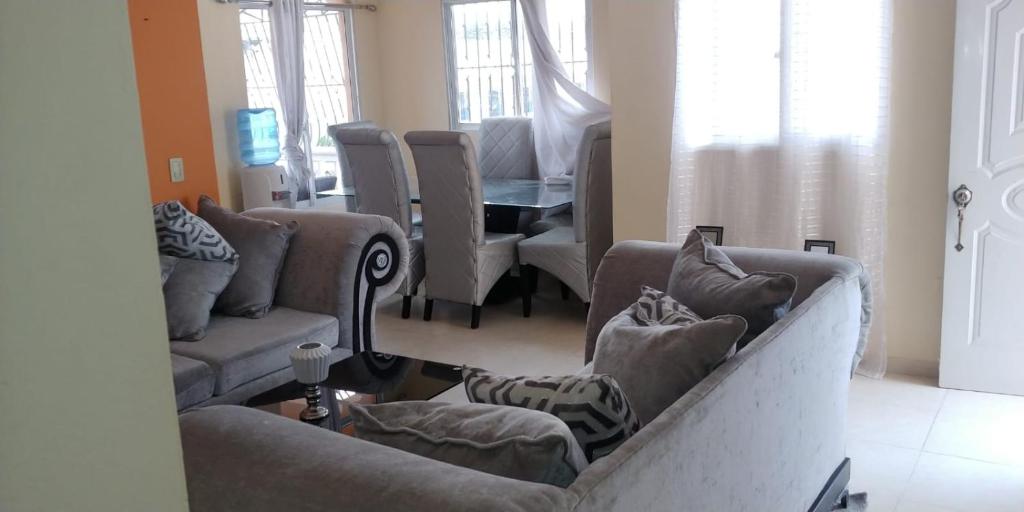 Santa cruz de barahona blanquizales apartamento