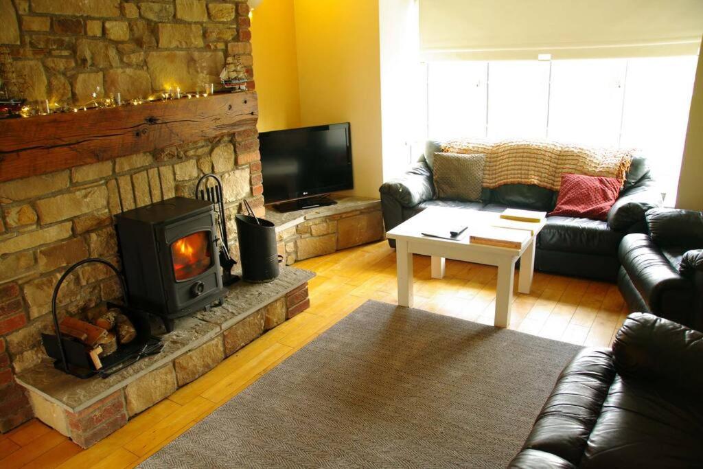 Cosy & convenient beach retreat, Tramore