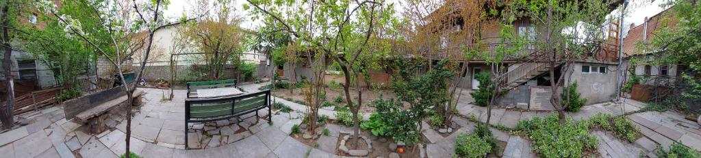 Guest House Beautiful Tbilisi - Cool & Cozy Apartments photo