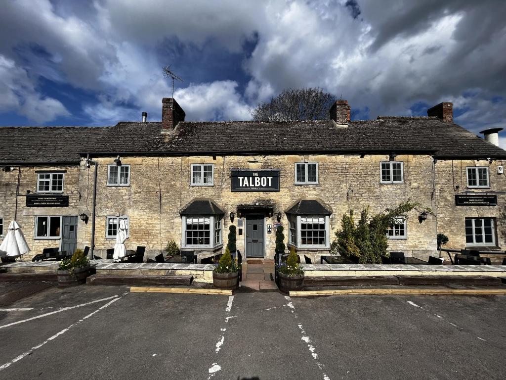 The Talbot Oxford photo