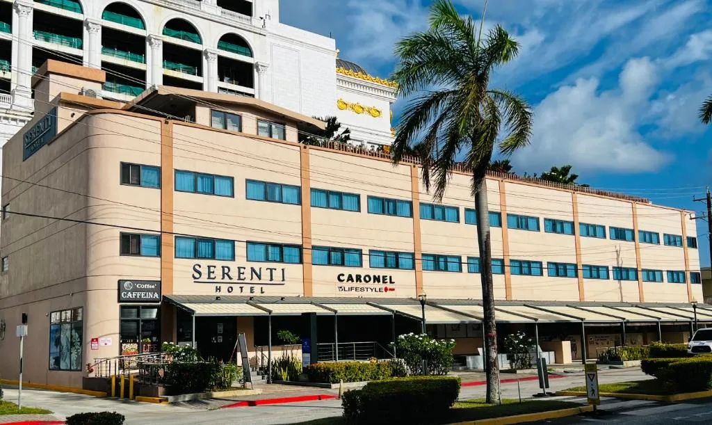 Serenti Hotel Saipan, hotel v Garapanu