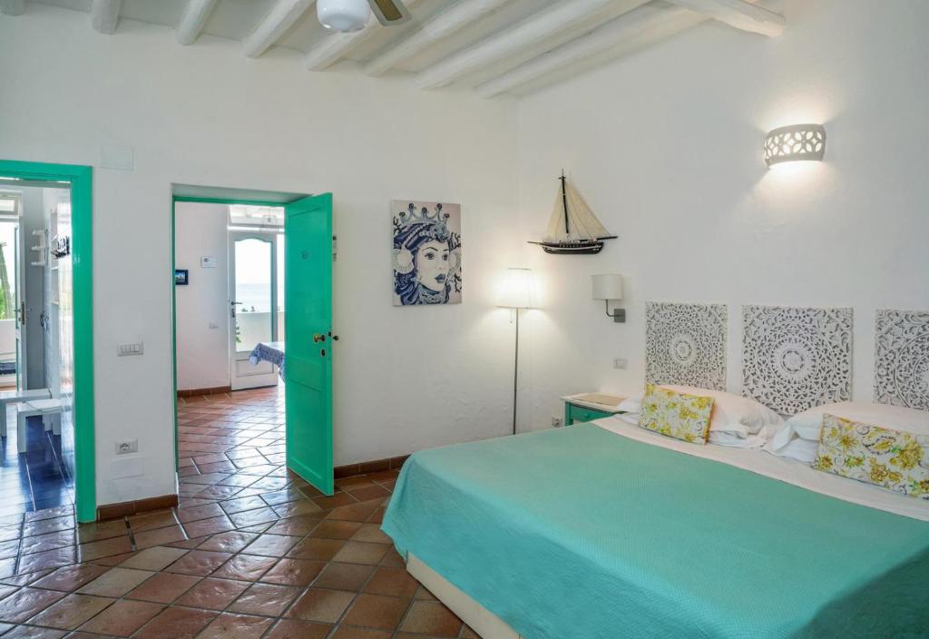 Villa Mareblu Luxury Holiday Apartment direttamente sul mare photo