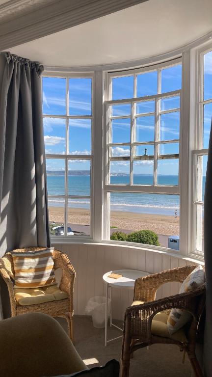 Whitecliff Guest House - photo 2