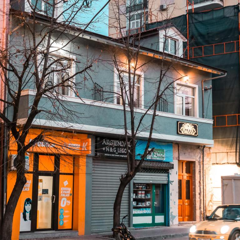 Vila Pllaha, Korçë