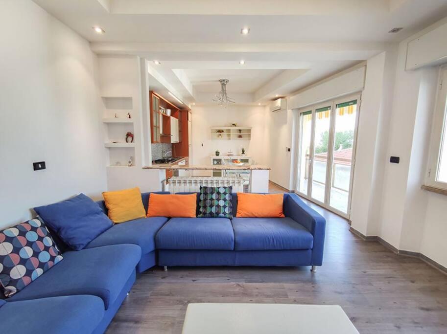 Ampio Quadrilocale 8 Pax vista mare - 1