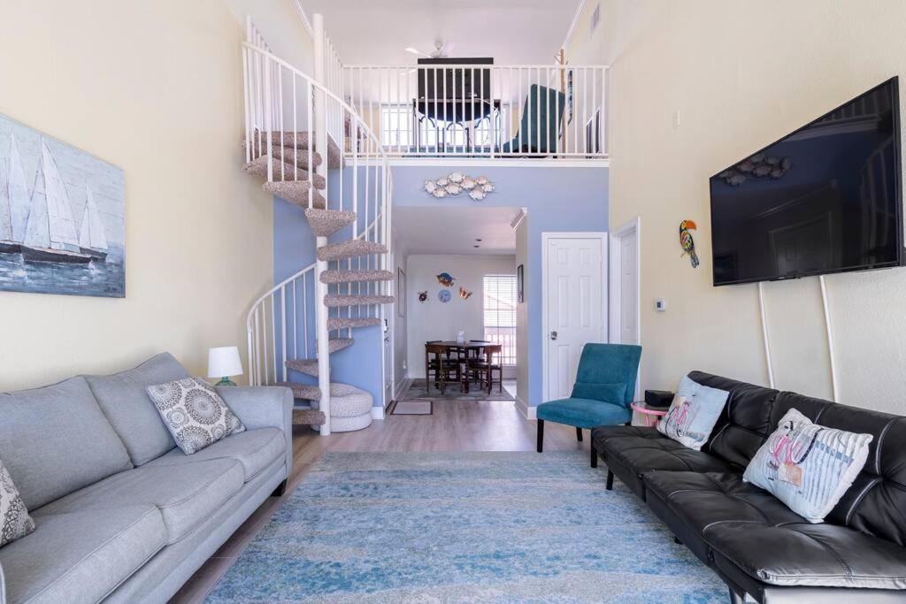 Oceanfront at The Dawns, Galveston