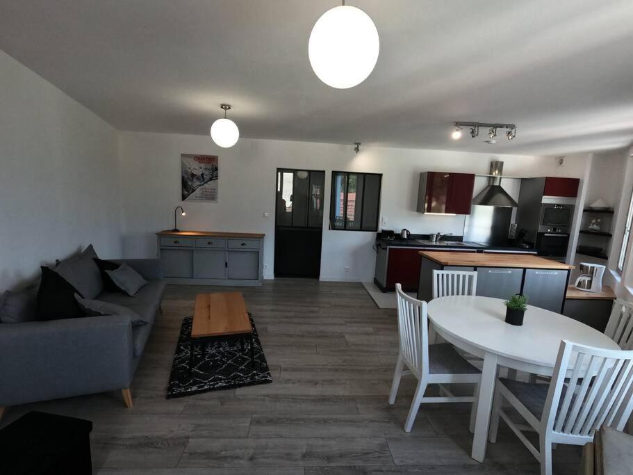 3 chambres avec vue sur le Rhône