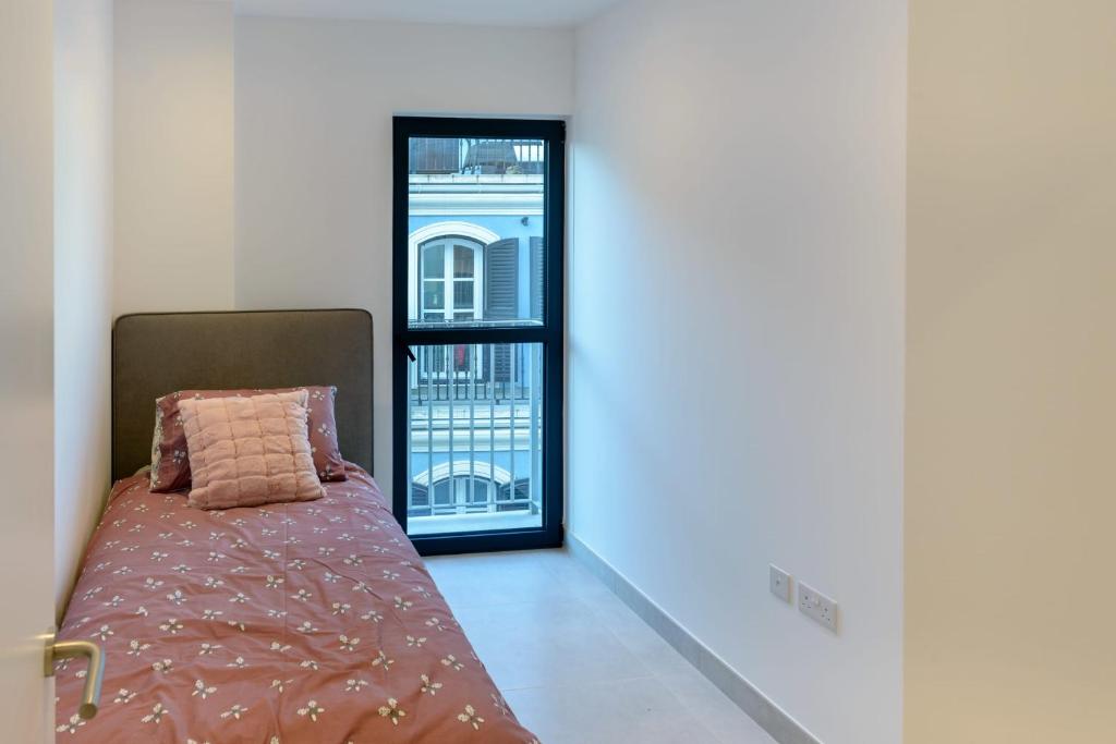 Brand New Luxury 2 beds Apartment at The Residence-hosted by Sweetstay photo