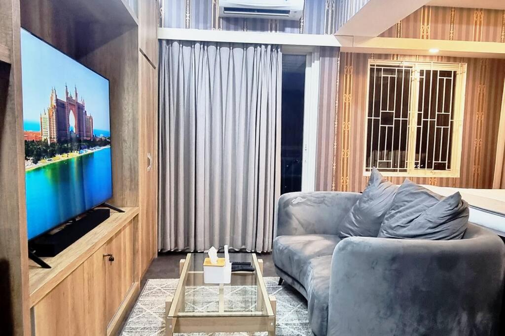 Savvaya at Tanglin Apartment, Lontar