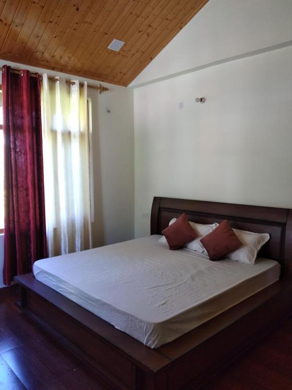 Suryansh cottage photo