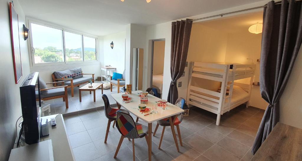 Magnifique appartement 46 m2 entièrement rénové et équipé à neuf - 4 personnes - 1