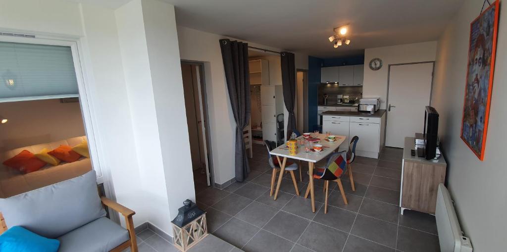 Magnifique appartement 46 m2 entièrement rénové et équipé à neuf - 4 personnes - 3