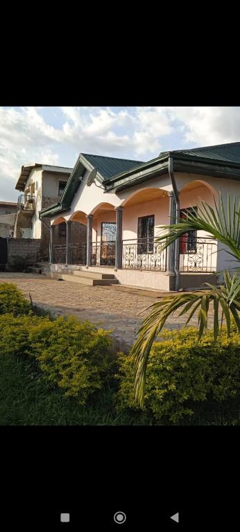 Résidence le HAMEAU de BITENG, Yaoundé