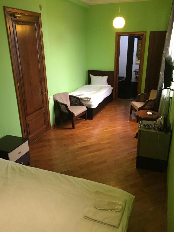 hotel amber photo