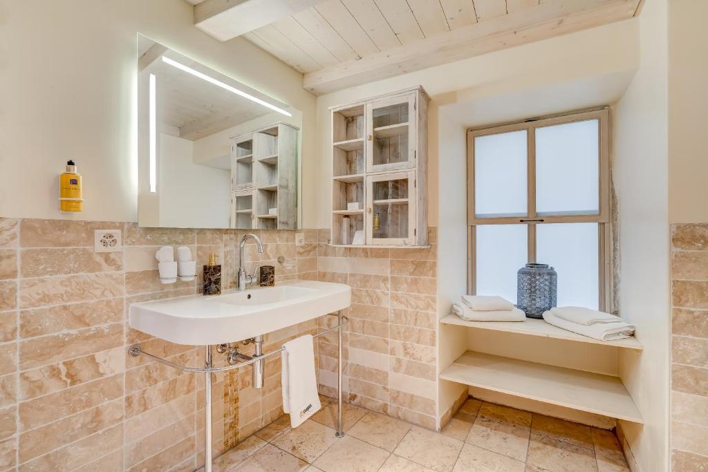 Chez Alain Prevu by Stay Swiss photo
