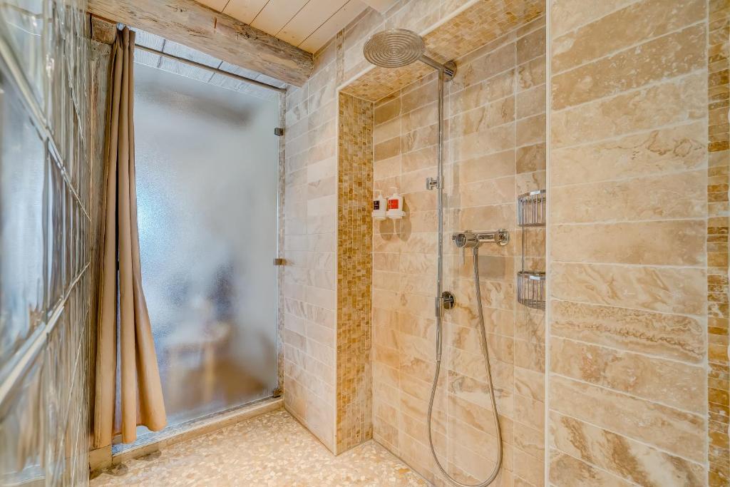 Chez Alain Prevu by Stay Swiss photo