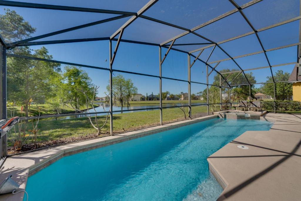 Lake-View Escape with Lanai in Kissimmee!, Kissimmee