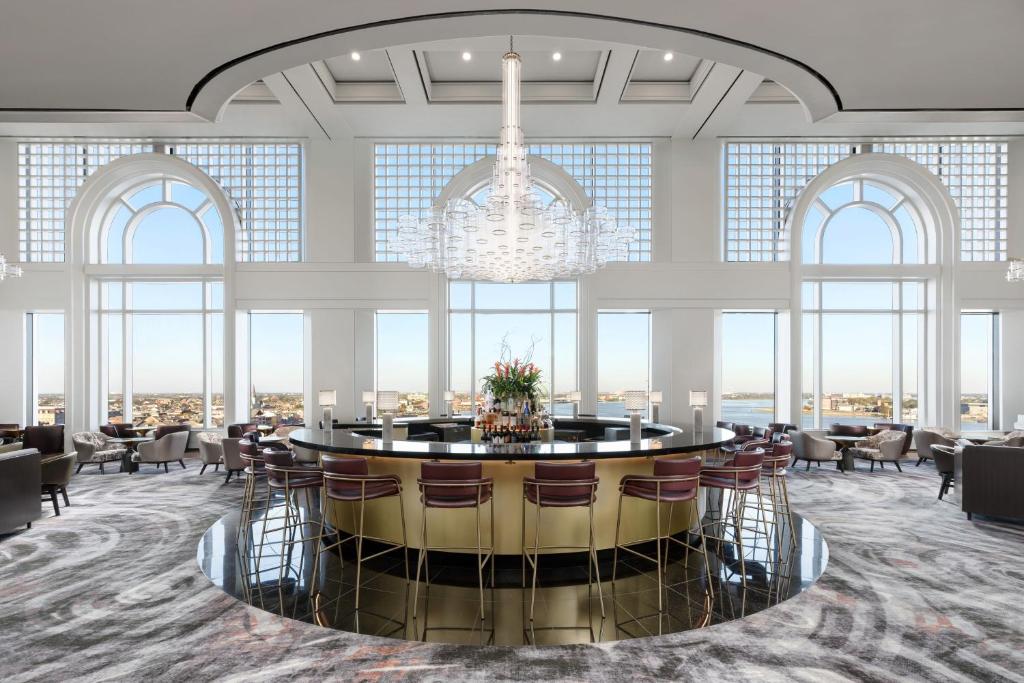 The Westin New Orleans Canal Place photo