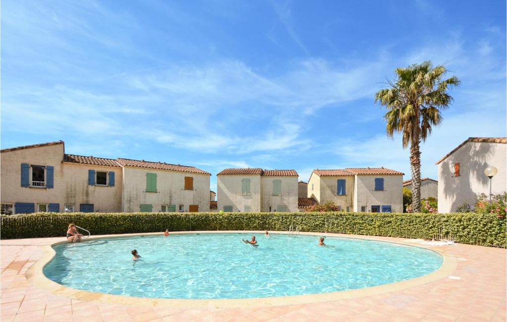 Cozy Home In Aigues-Mortes With Wifi - 1