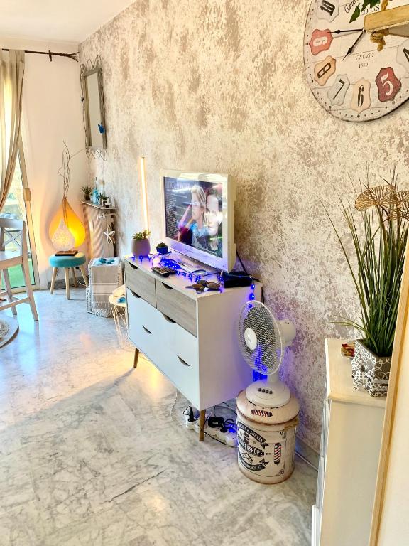 Luxurious Studio in Cannes 450m from sea with Terrace and Air Conditioning and private Parking - 5