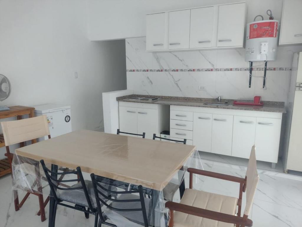 HOGAR con PILETA - 3