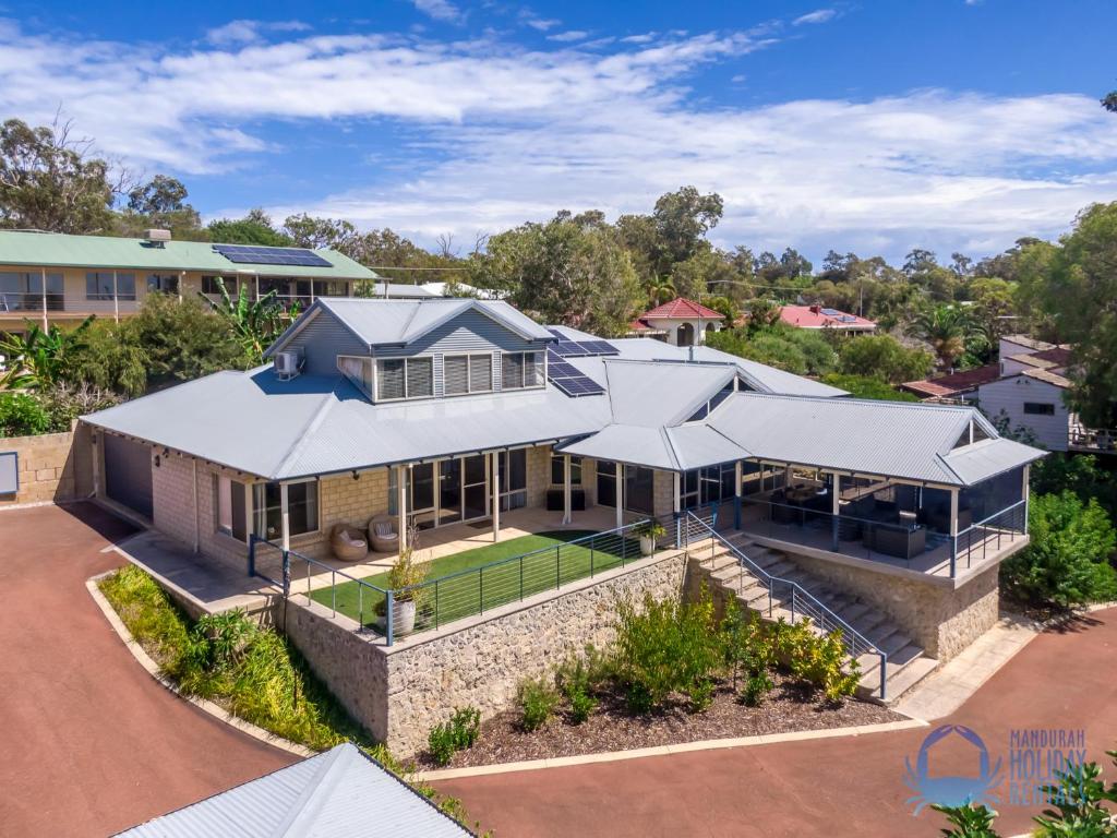 Rest & Recharge in Bouvard, Dawesville