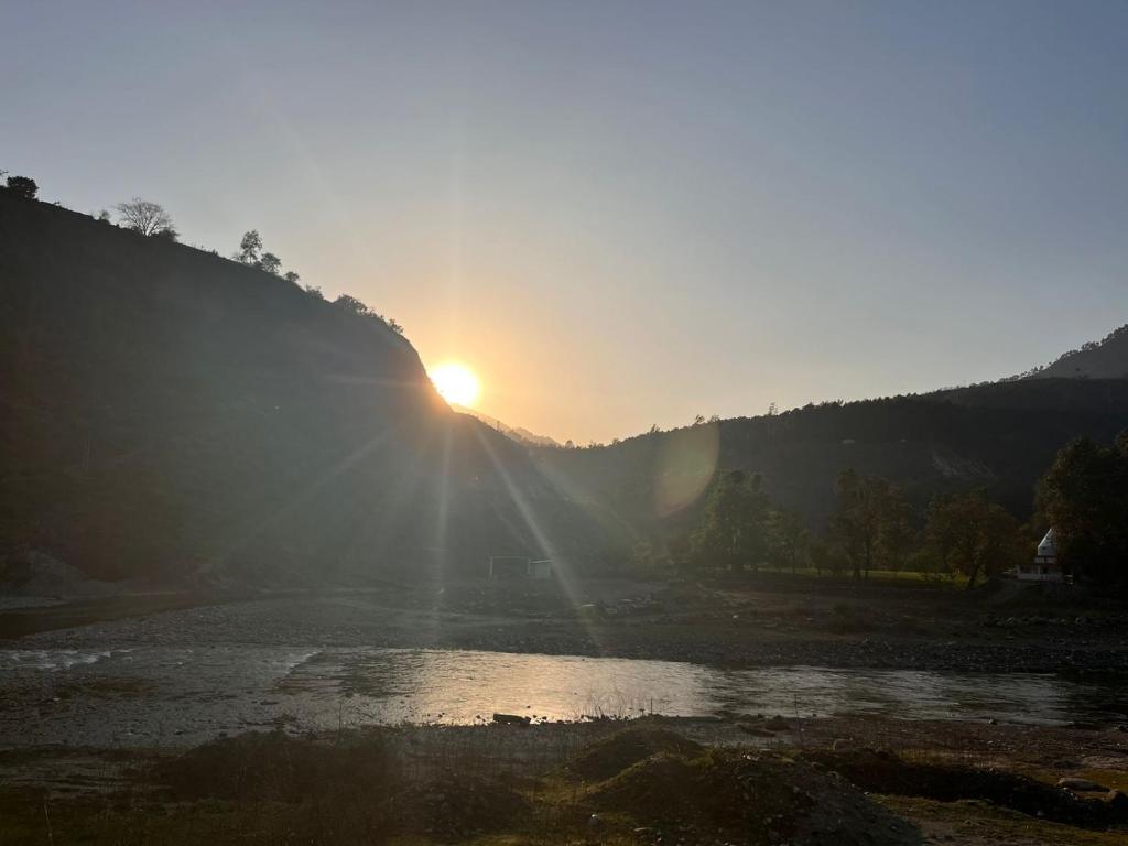 Yellow Valley Homestay photo