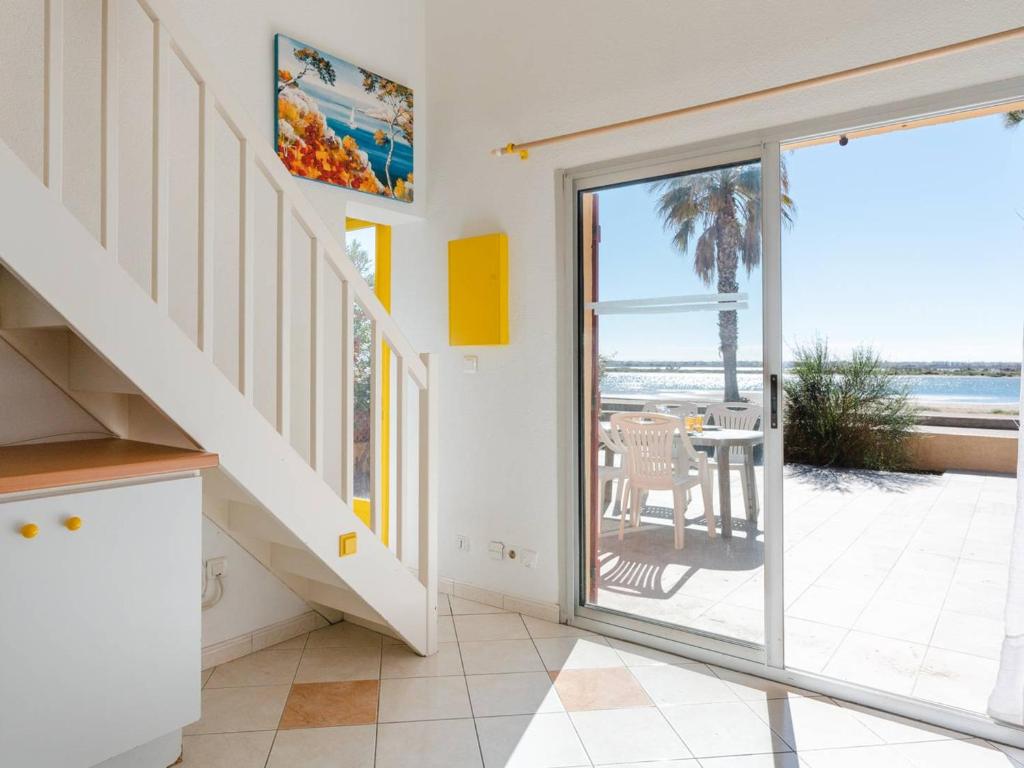 Superbe Pavillon à Gruissan avec Terrasse sur Plage, 2 Chambres, Parking et Wifi - FR-1-409A-20 - 3
