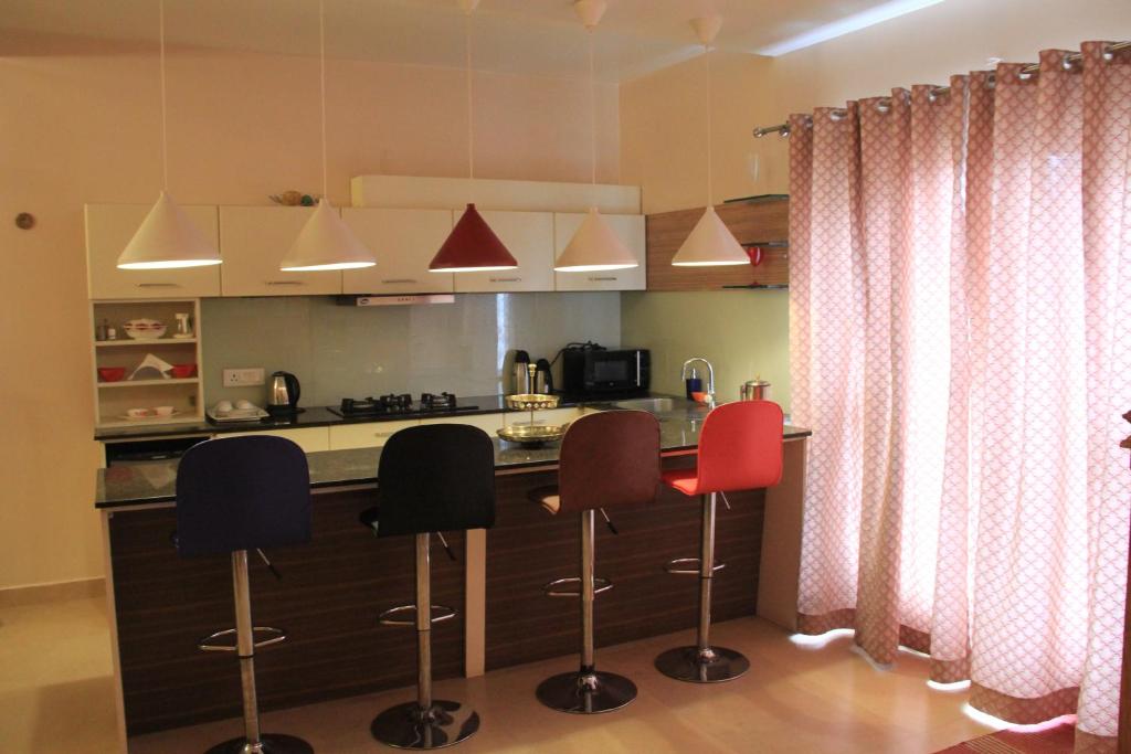 Kitchen, Two Seas Residence in Ooty