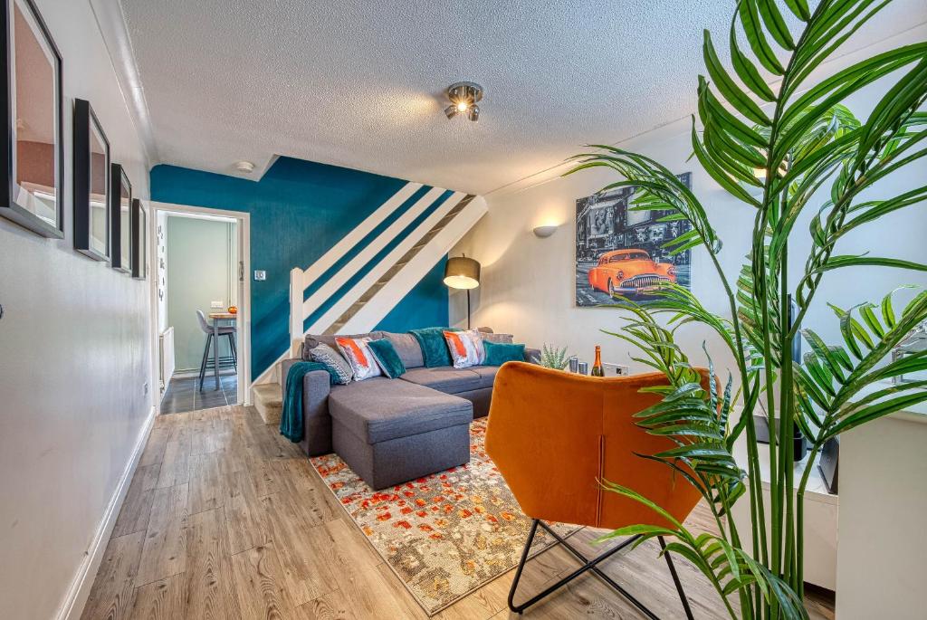 CAPRI 13 SA - Contemporary 2 bedroom house in Loughborough with free parking, Close to Loughborough University & M1 Motorway, Loughborough