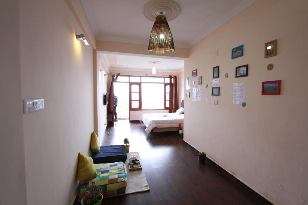 Nook at 5000 Feet Studio apartment in Uttarakhand photo