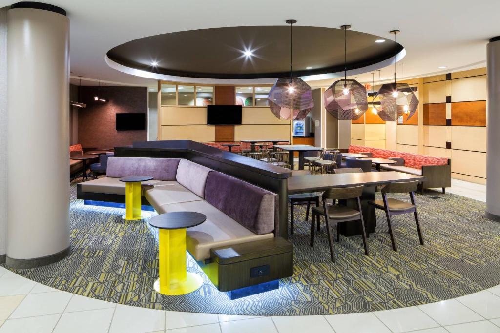 SpringHill Suites Indianapolis Fishers photo
