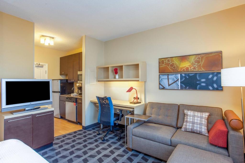 TownePlace Suites Huntsville photo