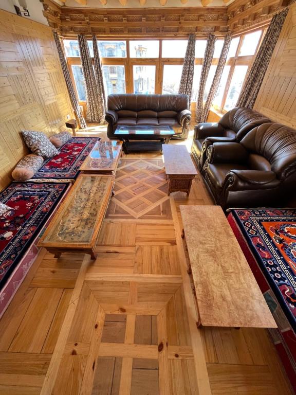 Namra Villa photo