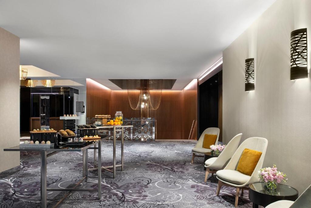 Sheraton Melbourne Hotel photo