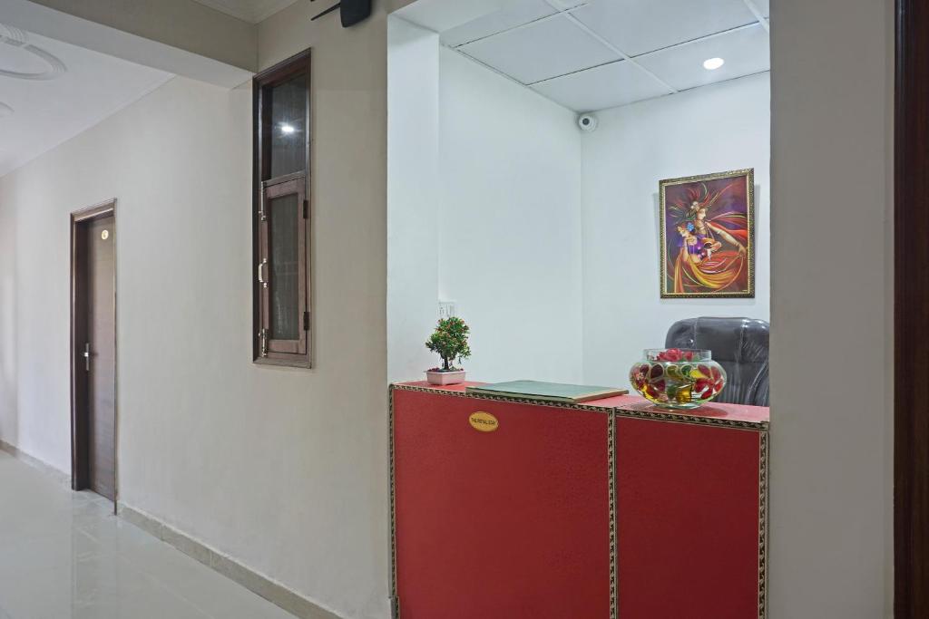 OYO 37169 Hotel Quadis photo