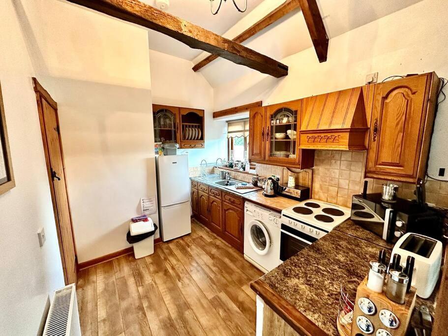 Rowan Cottage, Usk photo 4