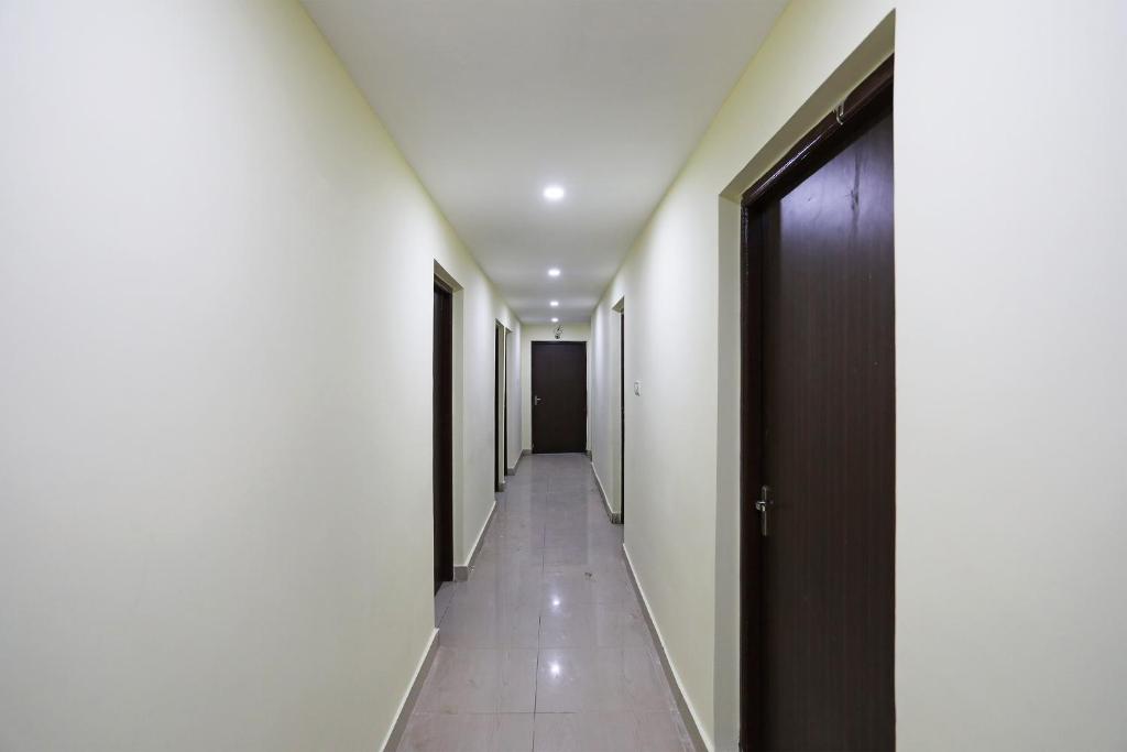OYO 22510 Ma Classic Inn photo