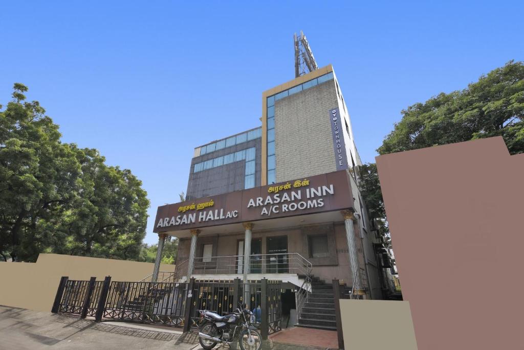 Capital O Arasan Inn photo