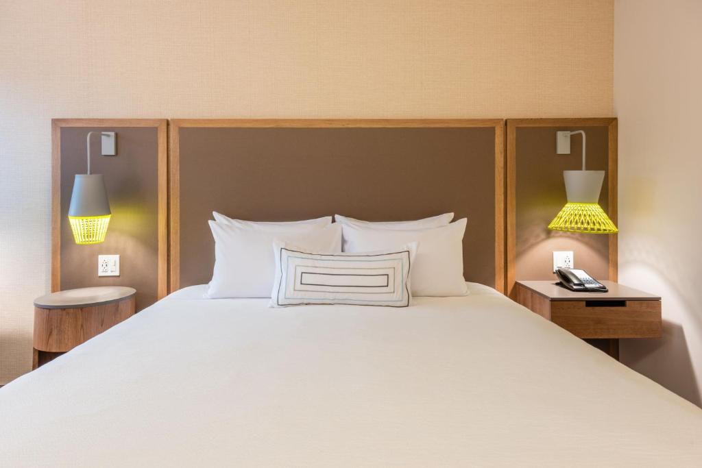 Fairfield by Marriott Medellin Sabaneta, Медельин